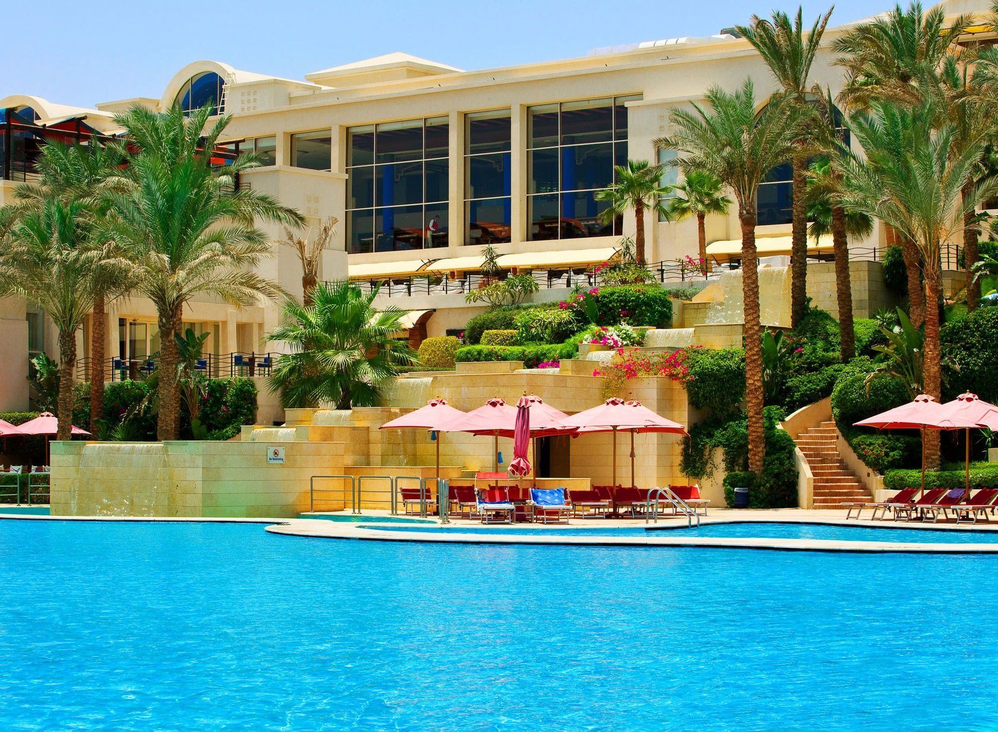 Отель Grand Rotana Resort. Египет отель Гранд ротана Шарм-Эль-Шейх. Отель Grand Rotana Resort & Spa 5. Grand Rotana Resort Spa 5 Шарм-Эль-Шейх.